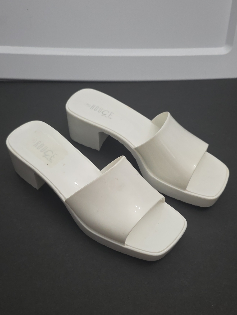 Rouge Helium Cream Slip-On Block Heel Mules